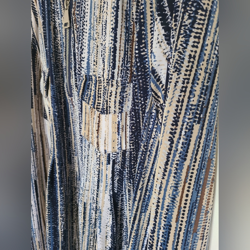 Ava & Grace Navy Multi Color Striped Quarter Zip-Front Blouse Wmns Plus Size 1X - Picture 3 of 4